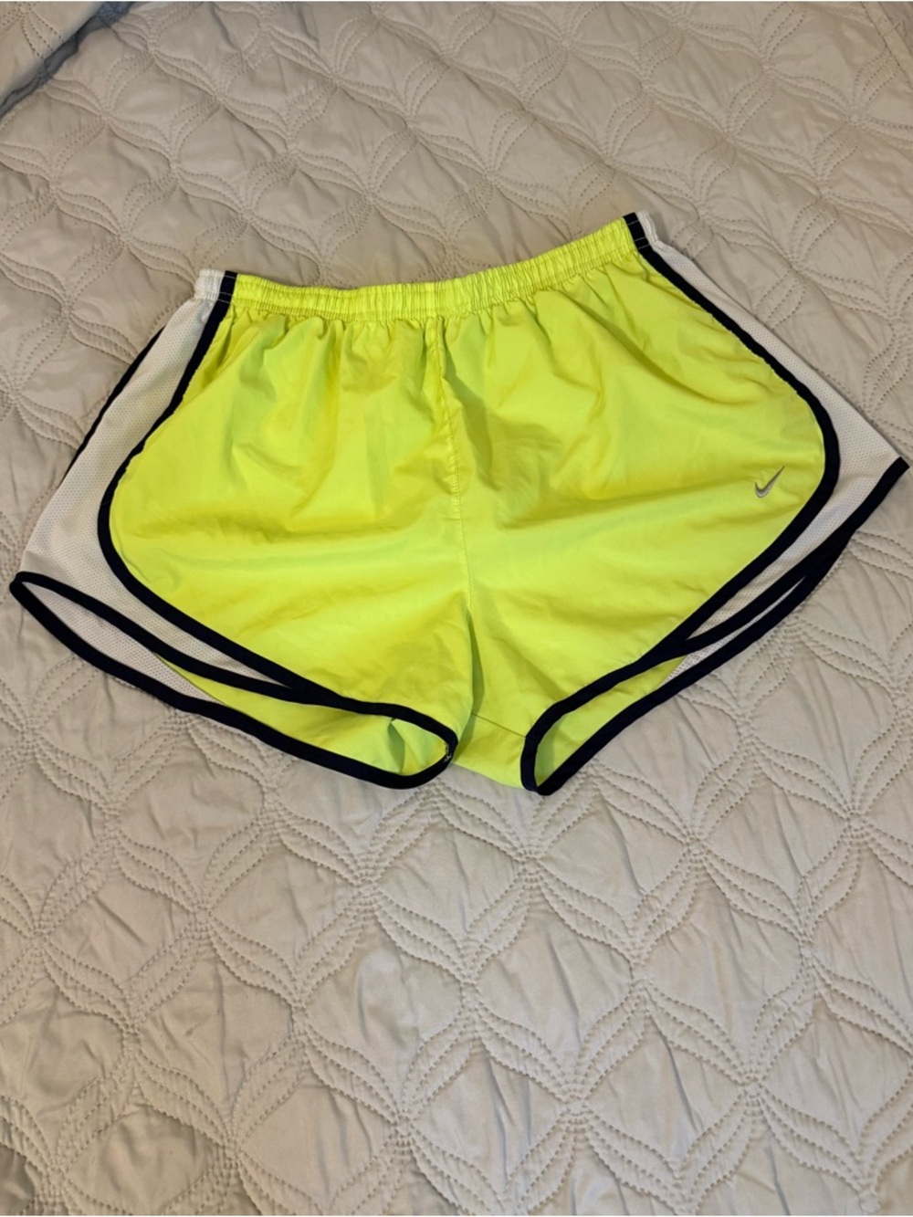 Nike Dri Fit Neon Yellow Running Shorts Womens Size Large Athletic Gym Lined
